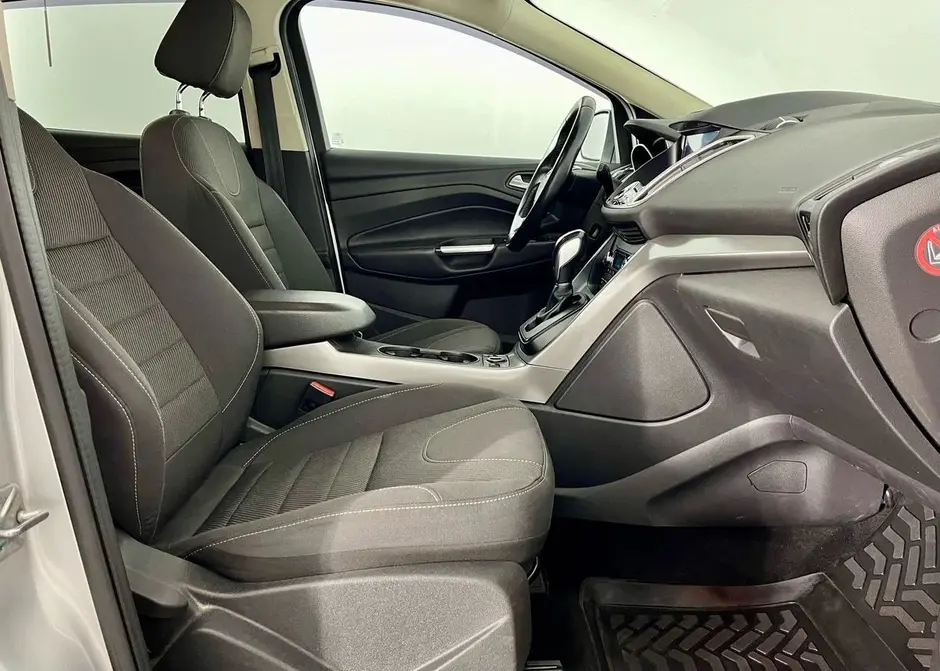 Ford Kuga, 2015 г.