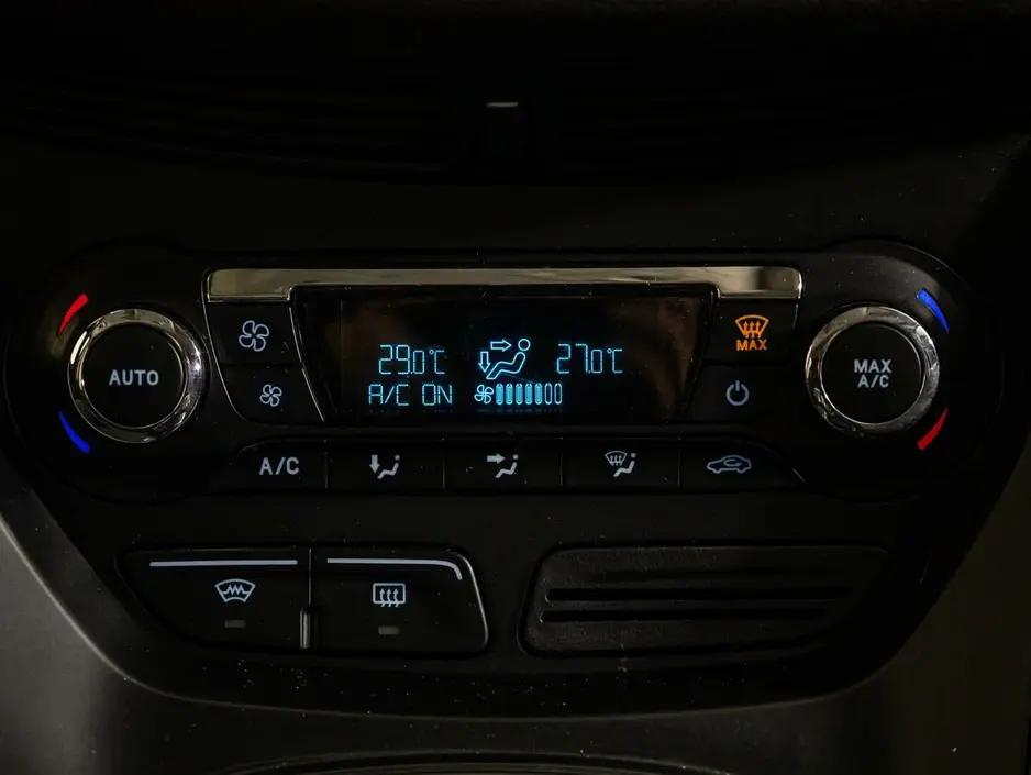 Ford Kuga, 2015 г.
