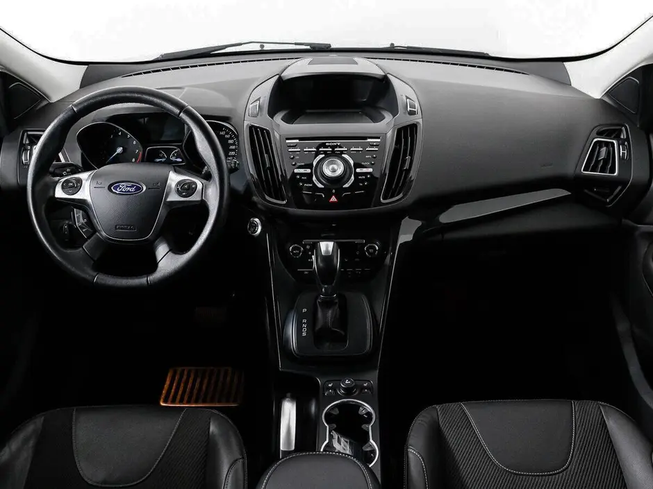 Ford Kuga, 2015 г.