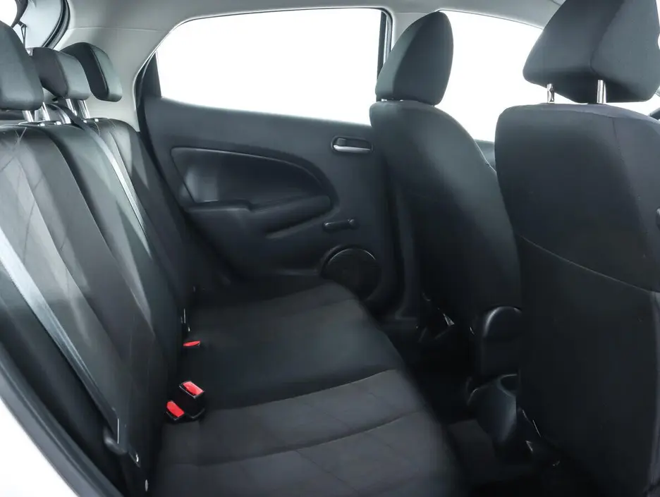 Mazda 2, 2012 г.