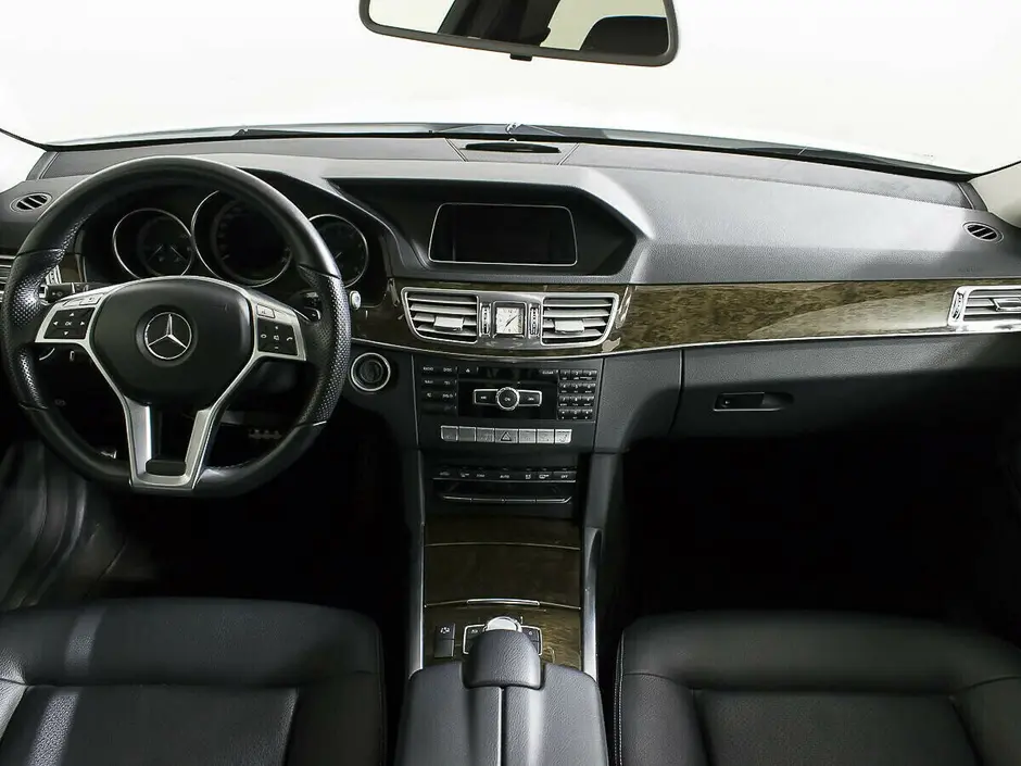 Mercedes-Benz E-Класс, 2013 г.