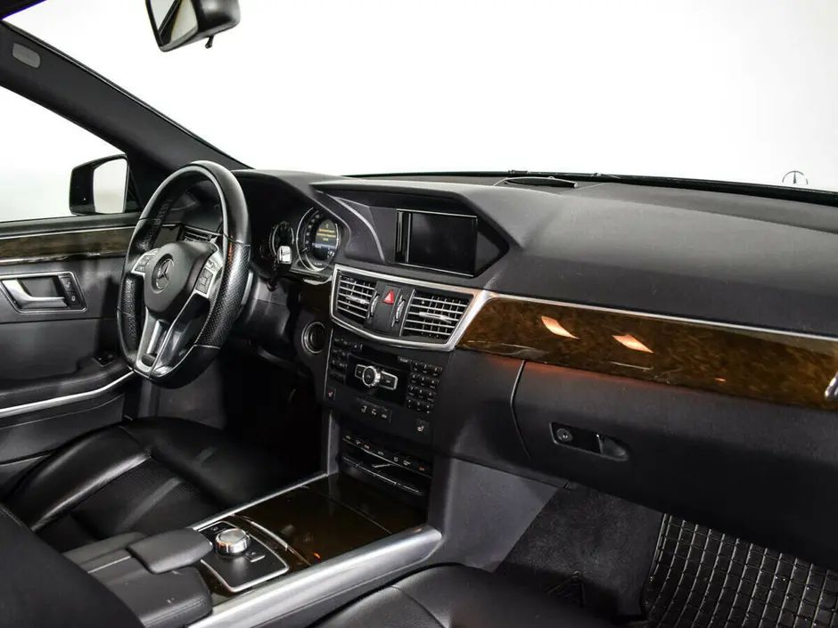 Mercedes-Benz E-Класс, 2013 г.