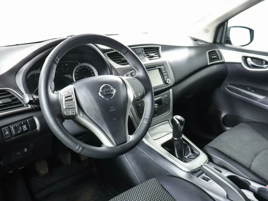 Nissan Tiida, 2015 г.
