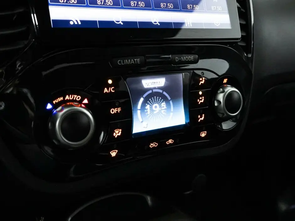 Nissan Juke, 2011 г.