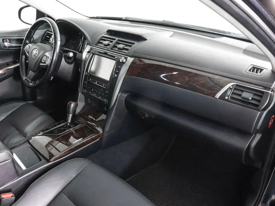 Toyota Camry, 2015 г.
