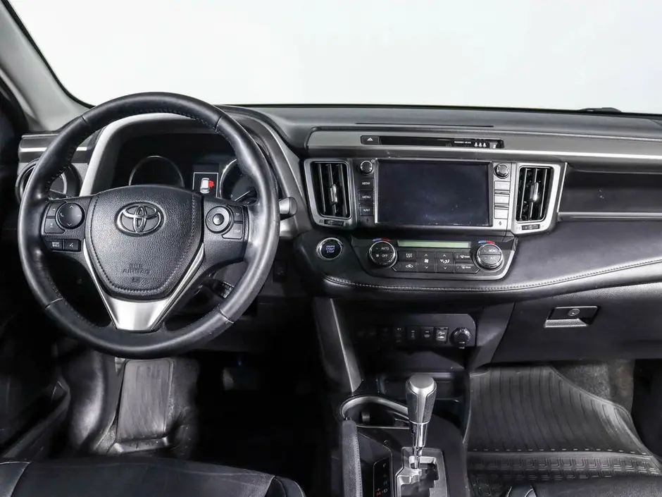 Toyota RAV4, 2017 г.