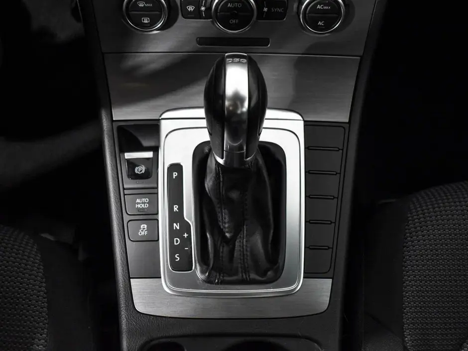 Volkswagen Passat, 2013 г.