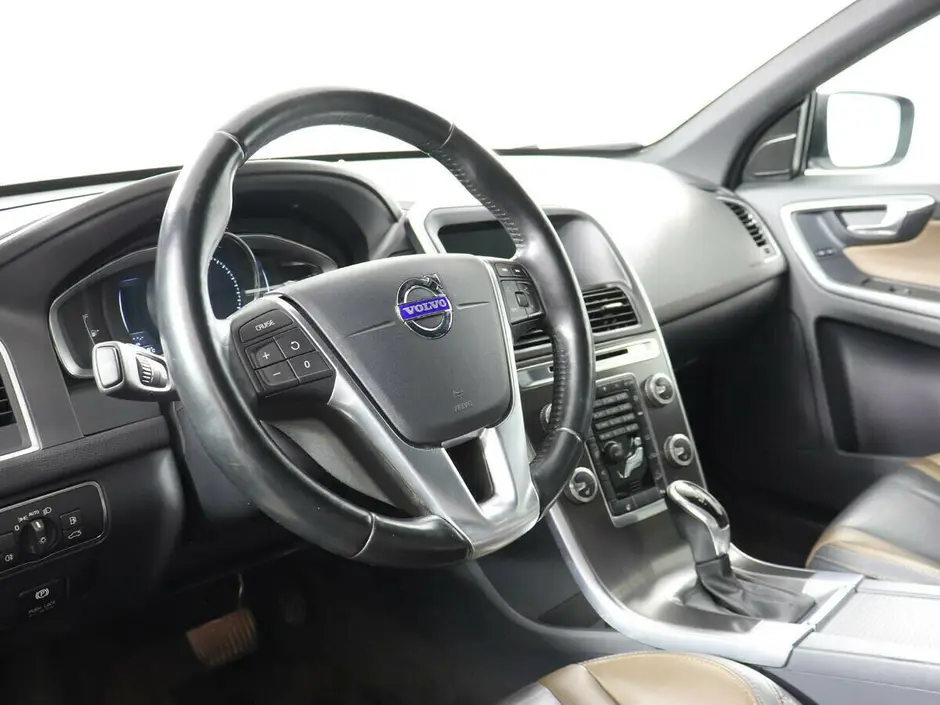 Volvo XC60, 2015 г.