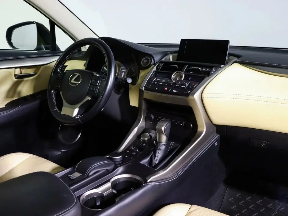 Lexus NX, 2016 г.