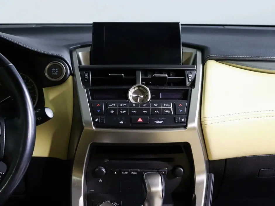 Lexus NX, 2016 г.