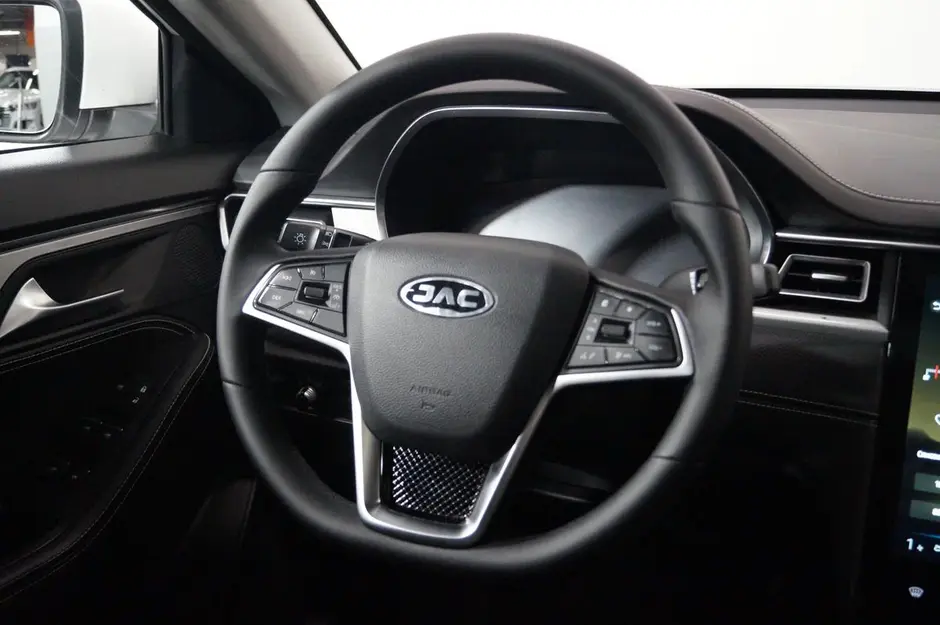 JAC J7, 2024 г.